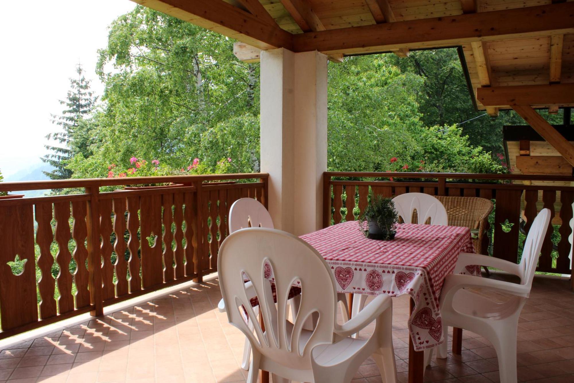 Appartamento Vacanze Bordala Ronzo-Chienis Εξωτερικό φωτογραφία