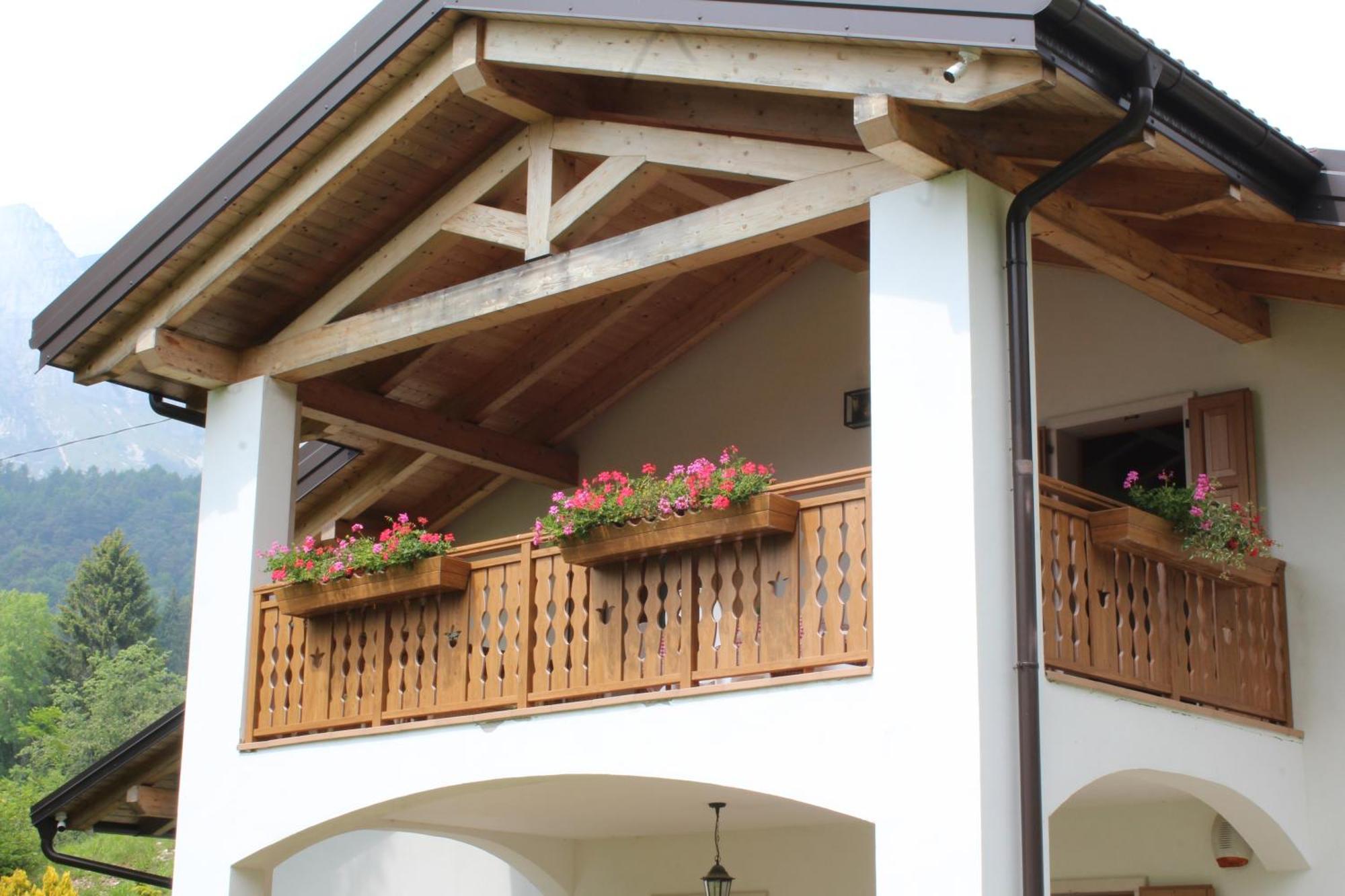 Appartamento Vacanze Bordala Ronzo-Chienis Εξωτερικό φωτογραφία